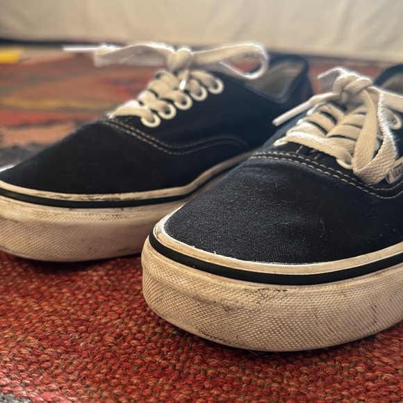 Vans Authentic Core Classics Unisex - Picture 3 of 11